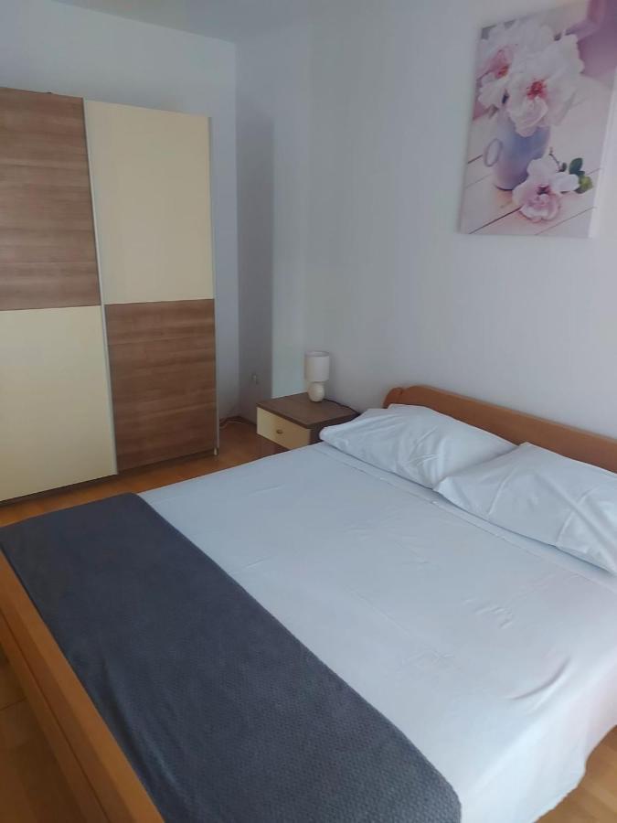 Apartmani Ciklic Dobropoljana Buitenkant foto