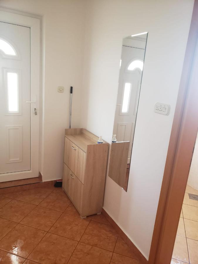 Apartmani Ciklic Dobropoljana Buitenkant foto