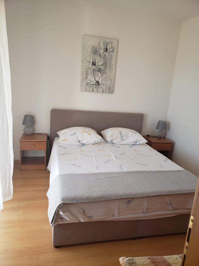 Apartmani Ciklic Dobropoljana Buitenkant foto