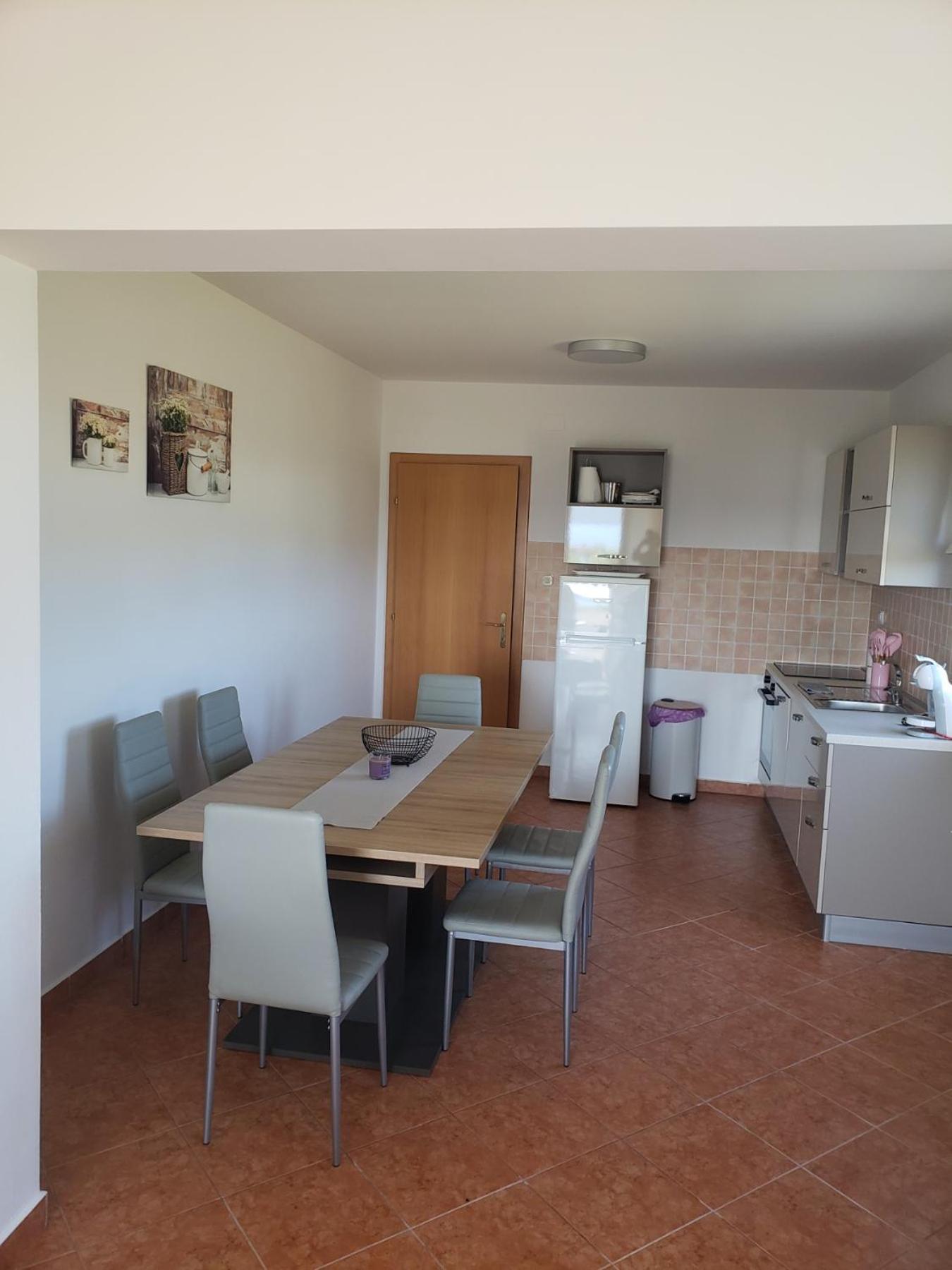 Apartmani Ciklic Dobropoljana Buitenkant foto